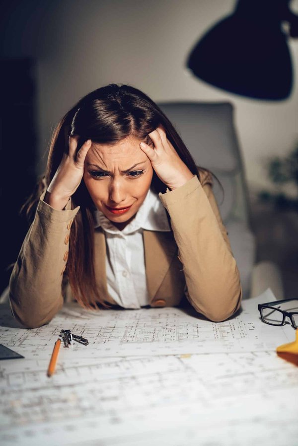 Quali strategie usare per ridurre lo stress di un cane di razza Grand Basset Griffon Vendéen durante i viaggi?